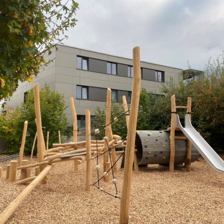 Spielplatz Schulhaus Rigi Goldau